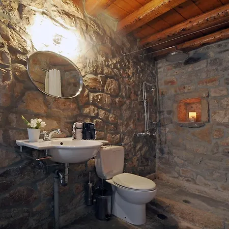 Case de vacanță Sfendoni House *